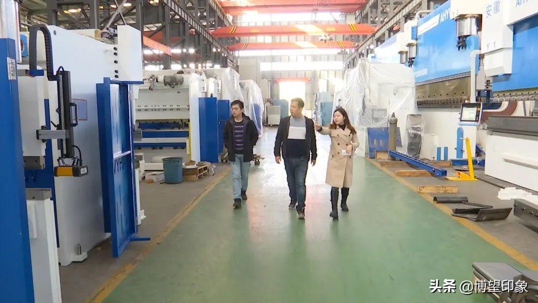 牛马相约比赛跑，你追我赶正紧张打一个准确生肖,警惕虚假宣传,精准解答解释落实